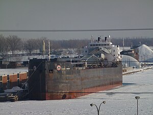 Algoma Progress moored in frozen Toronto harbour, 2014 02 03 (55).jpg