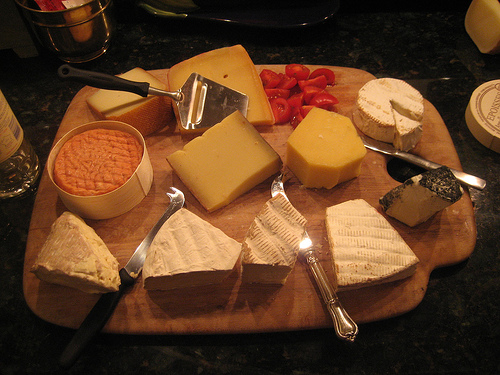 File:Cheese plate.jpg