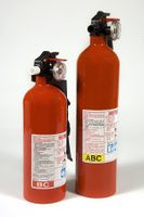 File:Fire extinguishers, from FEMA.jpg