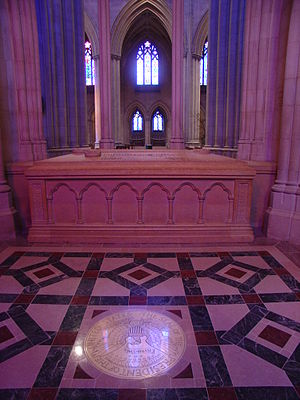 Woodrow Wilson Tomb.JPG