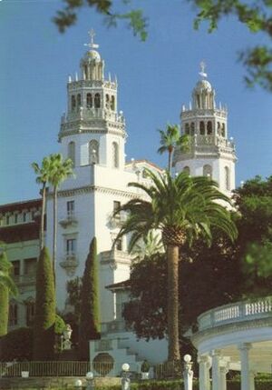 Hearst castle.jpg