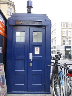 Earls-court-london-police-box.jpg