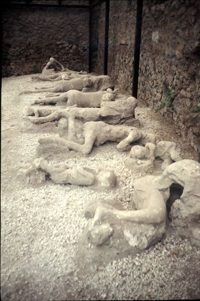 File:Pompeii plaster cast, 2011.jpg