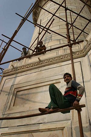 Taj Mahal, scaffolding.jpg