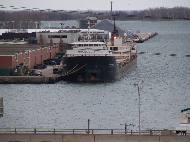 File:Lake freighter Quebecois, moored at the Toronto portlands -a.jpg