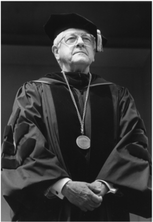 Dr. Karl Pister receiving the Berkeley Medal 1996.png