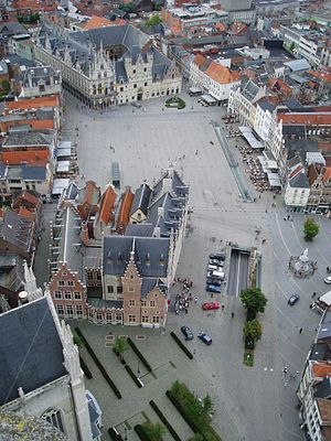 Mechelen town square 4.jpg