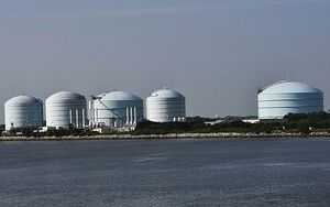 LNG storage tanks.jpg