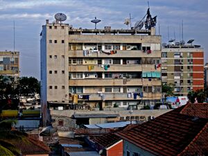 Luanda building.jpg